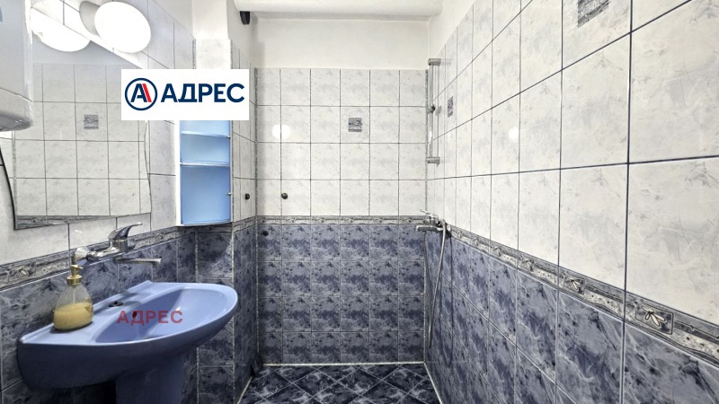 K pronájmu  2 ložnice Varna , Centar , 80 m2 | 78064055 - obraz [14]