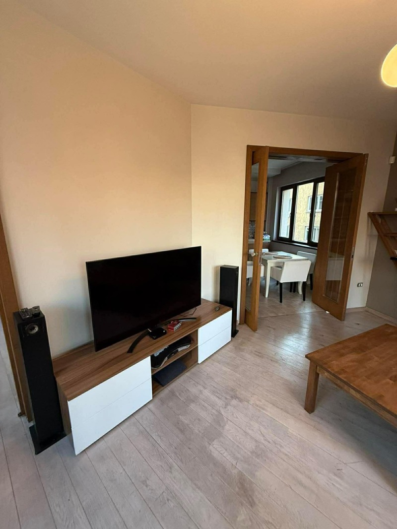 Дава под наем 3-СТАЕН, гр. София, Център, снимка 3 - Апартаменти - 53468776