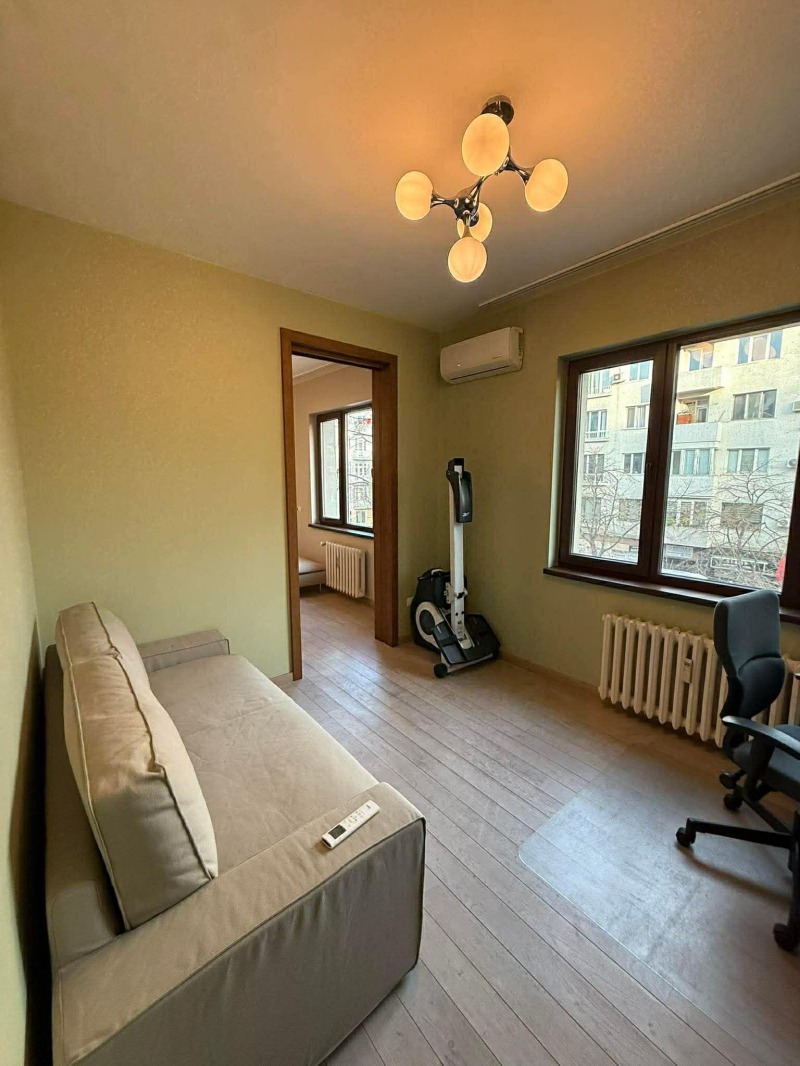 Дава под наем 3-СТАЕН, гр. София, Център, снимка 8 - Апартаменти - 53468776