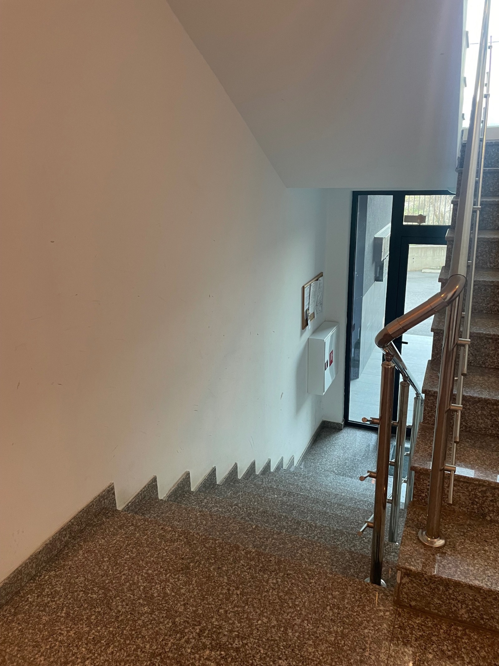 ���� ��� ���� 2-����� | Imot.bg � ����������� 12