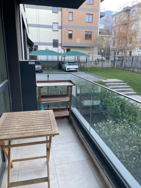 1 chambre Dragalevtsi, Sofia 9