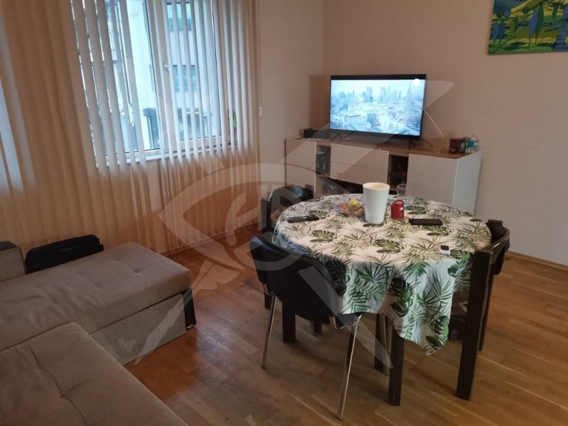 Zu vermieten  1 Schlafzimmer Warna , Ljatno kino Trakija , 56 qm | 15190254 - Bild [2]