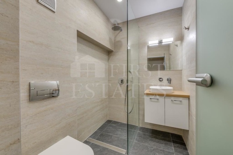 Дава под наем 2-СТАЕН, гр. София, Център, снимка 4 - Апартаменти - 52636755