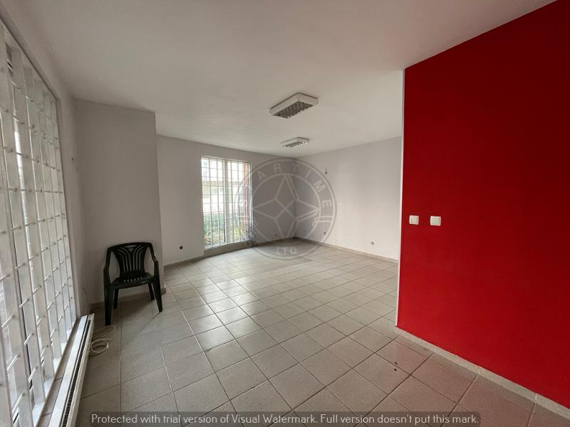 Дава под нем  Офис, град София, Хладилника • 1 800 EUR • ID 18129470 — holmes.bg - [1] 