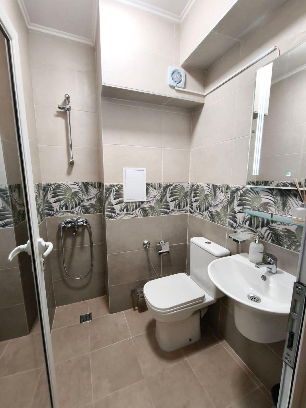 Дава под наем КЪЩА, гр. Бургас, Сарафово, снимка 6 - Къщи - 54339686