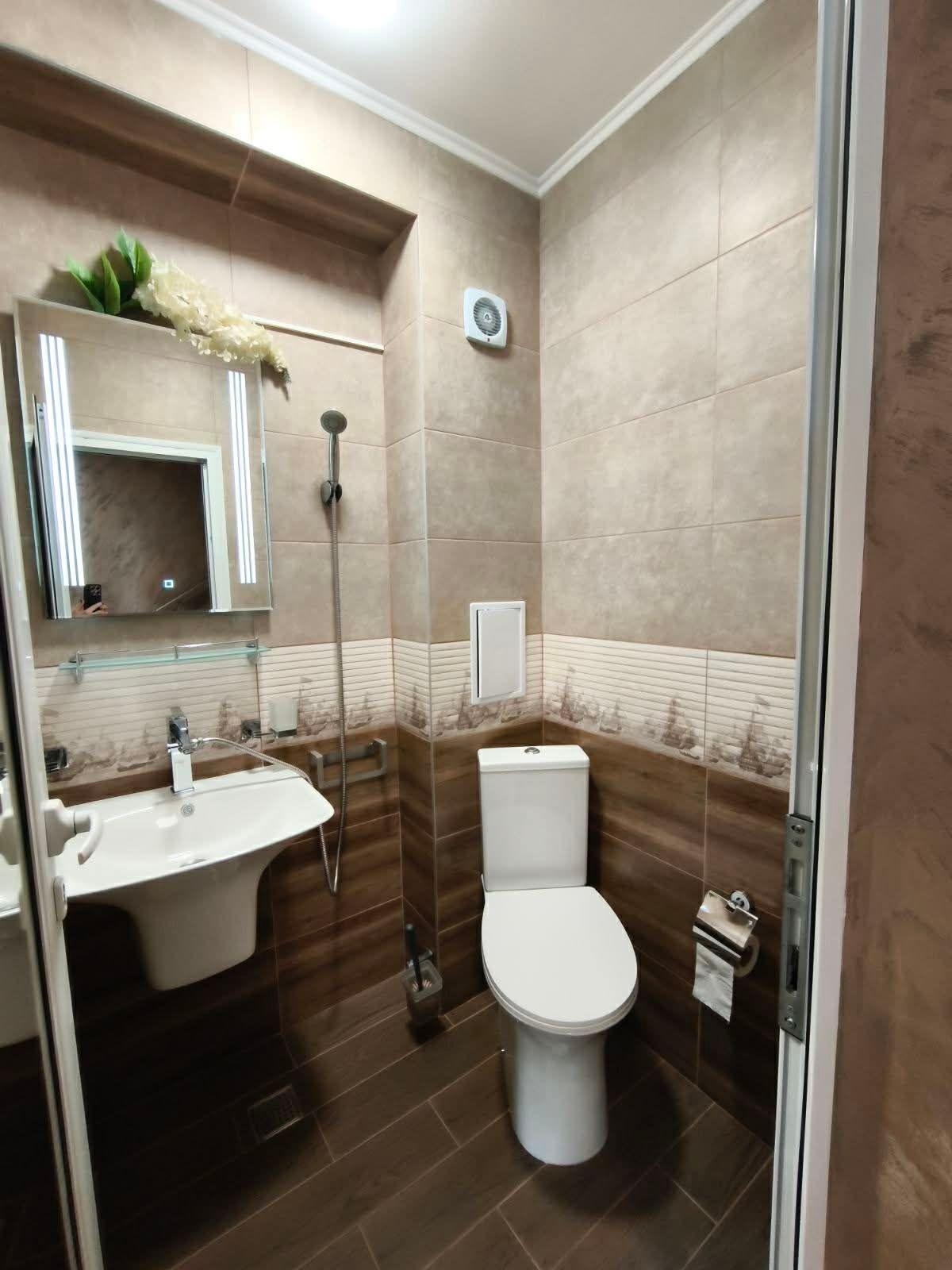 Дава под наем КЪЩА, гр. Бургас, Сарафово, снимка 9 - Къщи - 54339686