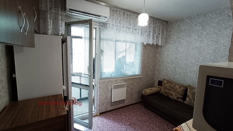 K pronájmu  Studio Ruse , Družba 1 , 42 m2 | 10569622 - obraz [3]