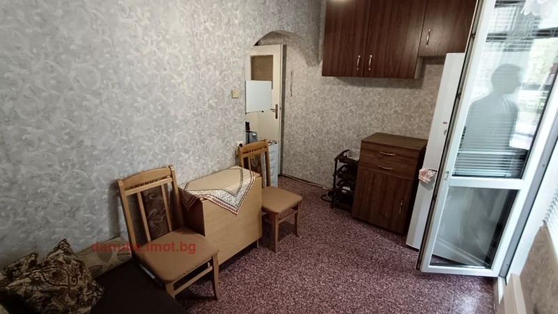 K pronájmu  Studio Ruse , Družba 1 , 42 m2 | 10569622 - obraz [4]