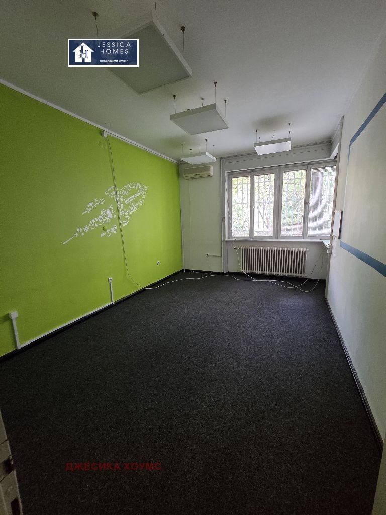 De inchiriat  Birou Sofia , Țentâr , 169 mp | 48281249 - imagine [3]
