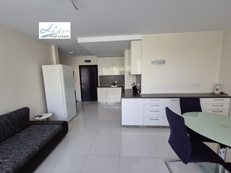 Zu vermieten  1 Schlafzimmer Sofia , Nadeschda 3 , 62 qm | 65664430 - Bild [4]