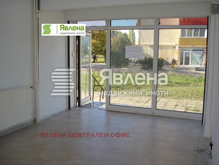 De inchiriat  Magazin Sofia , Vrâbnița 1 , 50 mp | 70725393 - imagine [2]