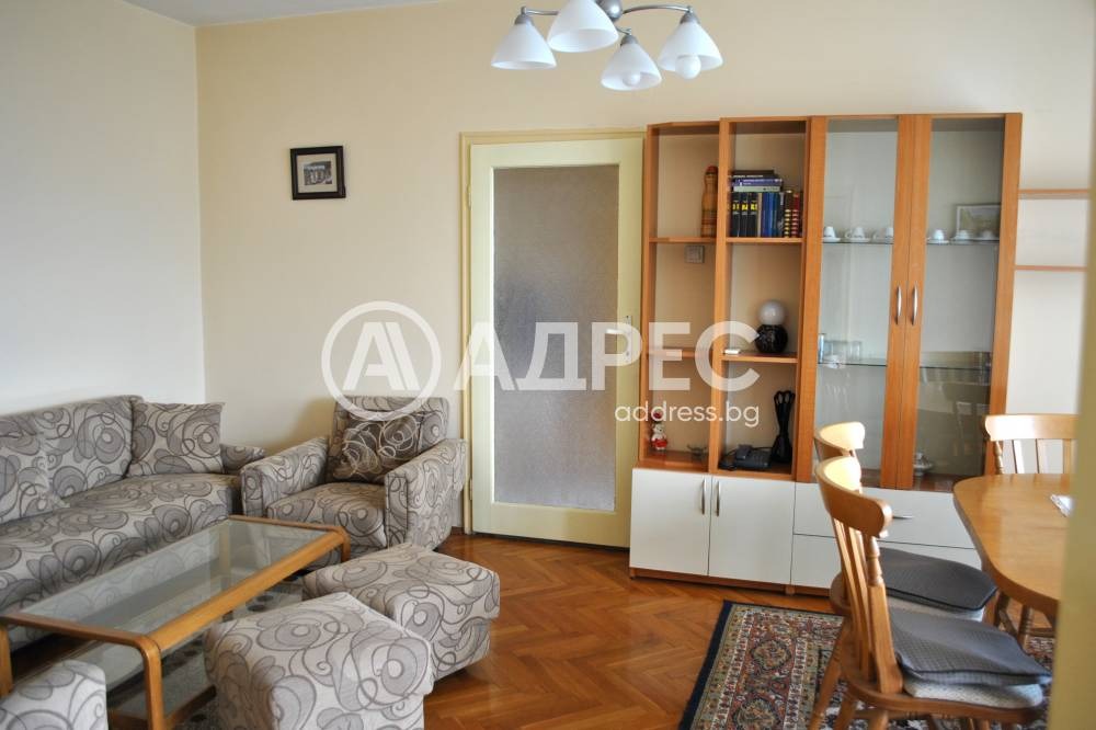 Дава под наем 2-СТАЕН, гр. София, Център, снимка 2 - Апартаменти - 53969783