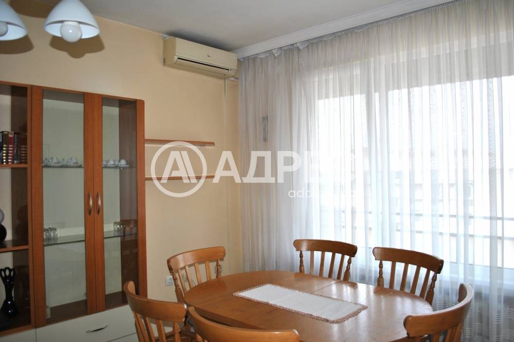 Дава под наем 2-СТАЕН, гр. София, Център, снимка 5 - Апартаменти - 53969783