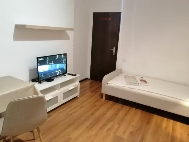 De inchiriat  Cameră Sofia , Borovo , 20 mp | 92225918 - imagine [4]