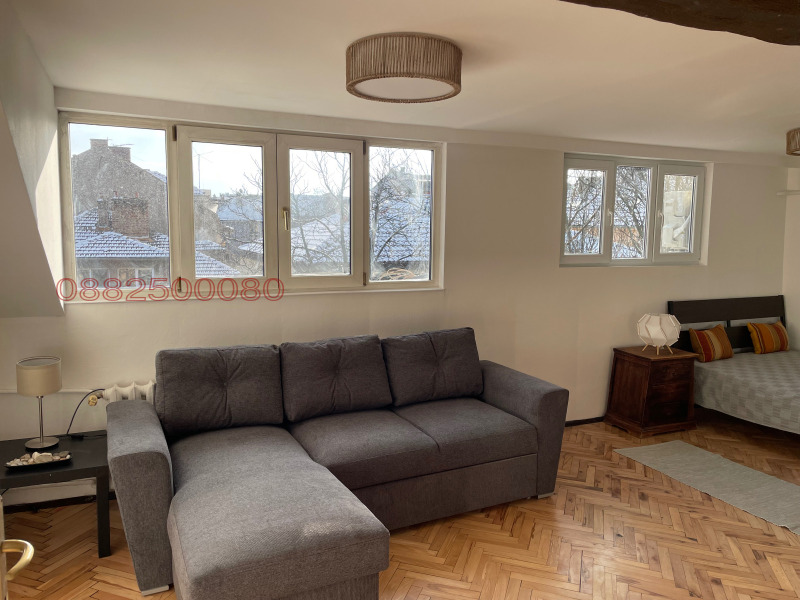 Дава под наем 2-СТАЕН, гр. София, Оборище