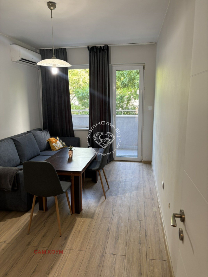 Zu vermieten  2 Schlafzimmer Warna , Okraschna bolniza-Generali , 75 qm | 21627075 - Bild [4]
