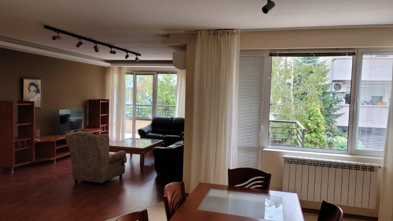 De inchiriat  3 dormitoare Plovdiv , Țentâr , 150 mp | 82964573 - imagine [3]