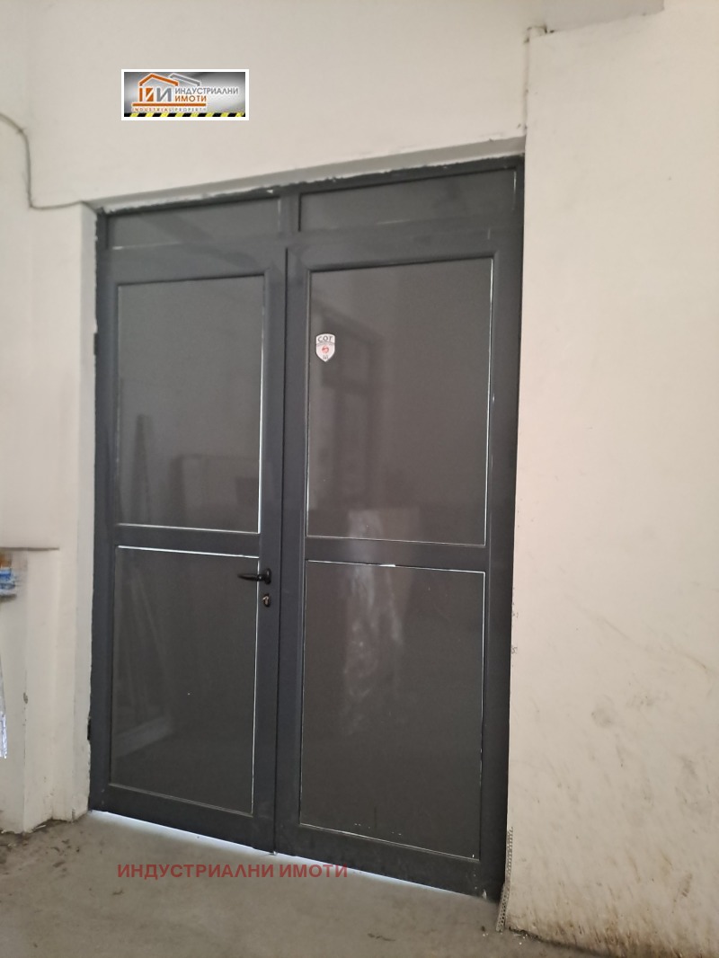 De inchiriat  Cladire industriala Plovdiv , Industrialna zona - Sever , 200 mp | 76638145 - imagine [5]