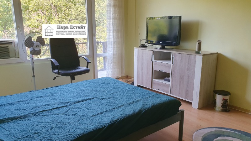 Kiadó  Stúdió Sofia , Mladost 1 , 47 négyzetméter | 72368143 - kép [2]