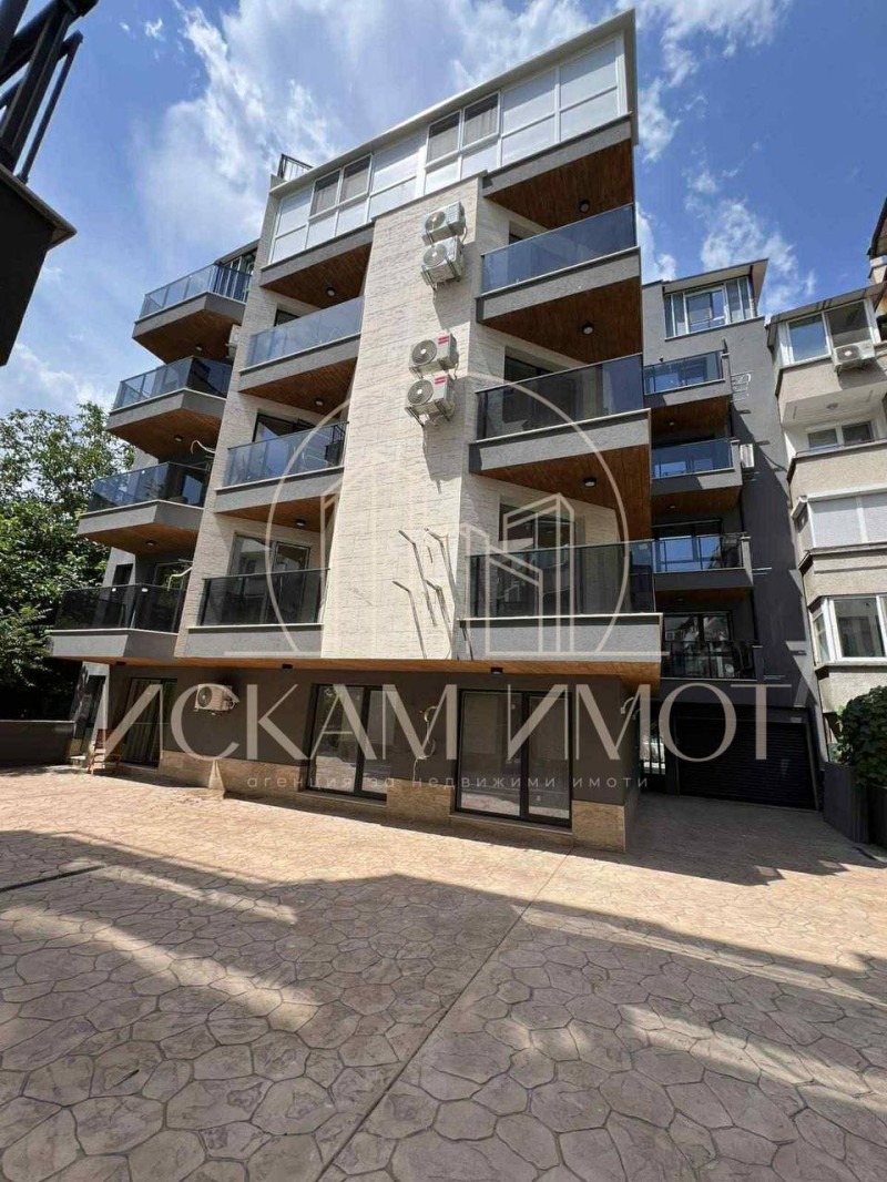 Da affittare  1 camera da letto Burgas , Lazur , 68 mq | 71089166