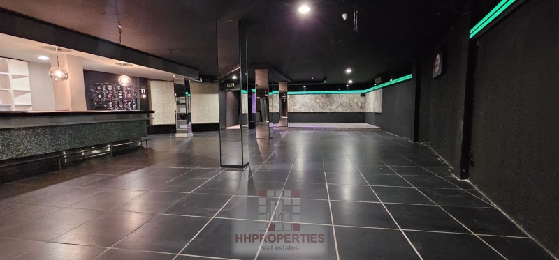 För uthyrning  Bar Plovdiv , Karsjijaka , 300 kvm | 53521937 - bild [2]