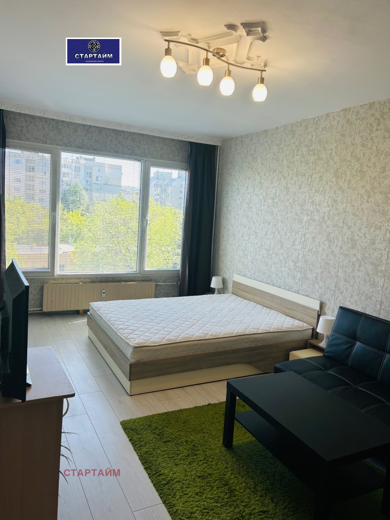 Do wynajęcia  Studio Sofia , Mladost 1A , 50 mkw | 48176931