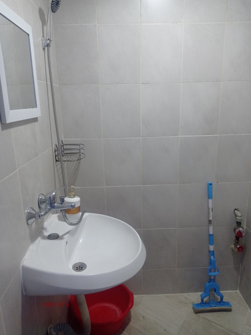 K pronájmu  Studio Ruse , Družba 3 , 35 m2 | 58391952 - obraz [4]