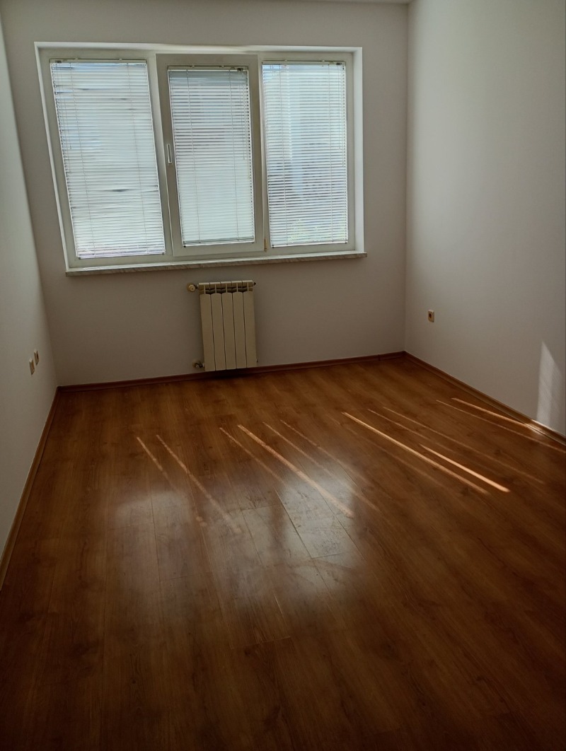 Дава под наем 3-СТАЕН, гр. София, Център, снимка 5 - Апартаменти - 51442309