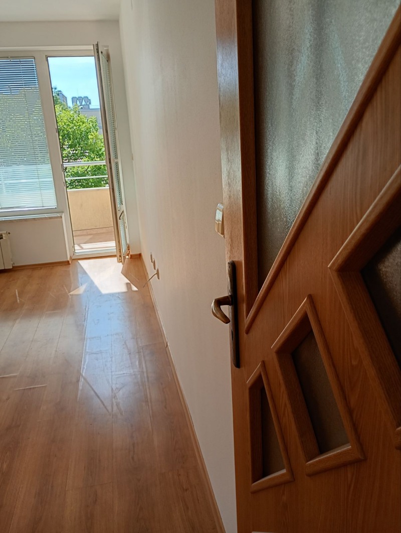 Дава под наем 3-СТАЕН, гр. София, Център, снимка 4 - Апартаменти - 51442309