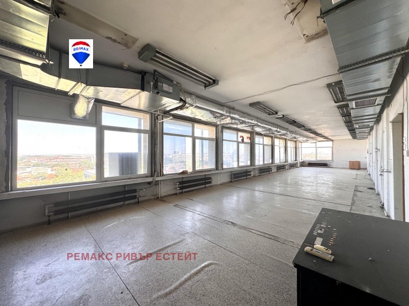 Do wynajęcia  Biuro Ruse , Szirok centar , 200 mkw | 28739329 - obraz [4]
