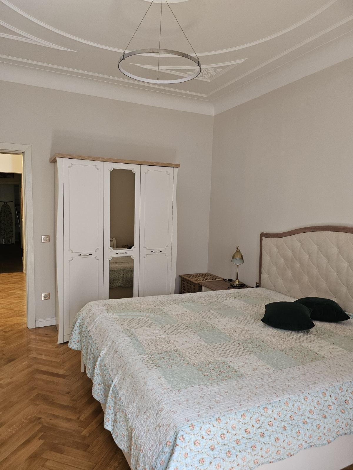 Дава под наем 3-СТАЕН, гр. София, Център, снимка 8 - Апартаменти - 54635774