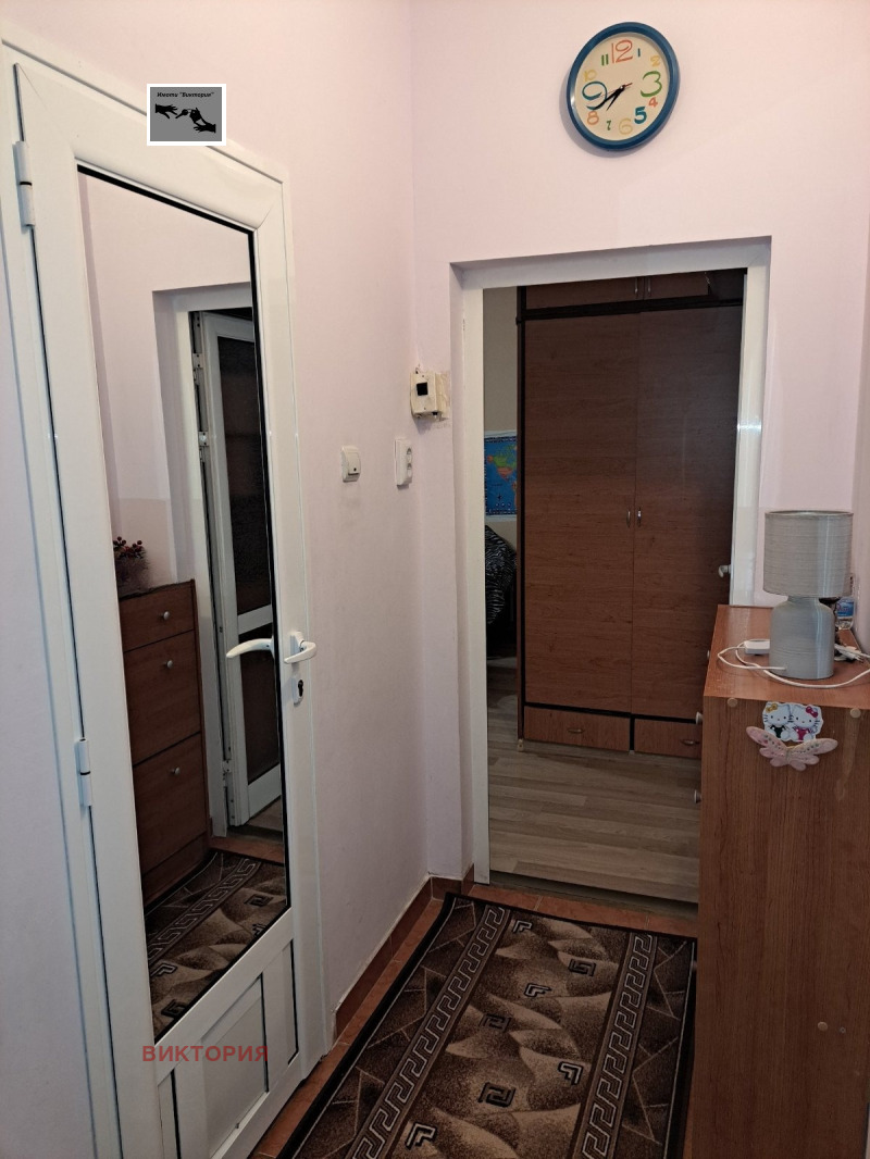 Издаје се  Студио Пазарджик , Запад , 52 м2 | 91351374 - слика [10]