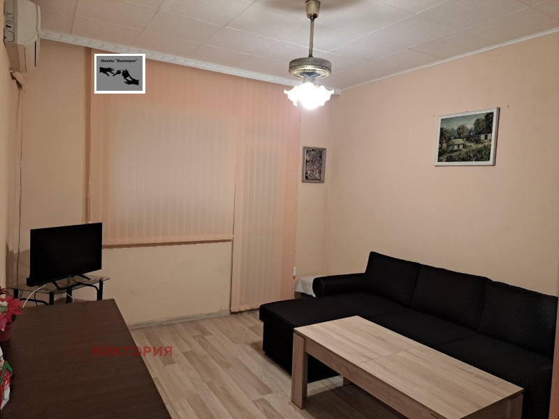 Para alugar  Estúdio Pazardjik , Zapad , 52 m² | 91351374