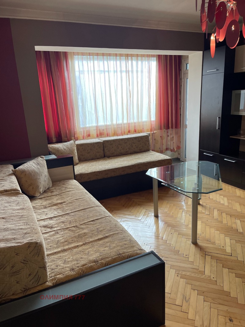 Дава под наем 2-СТАЕН, гр. Плевен, Идеален център, снимка 4 - Апартаменти - 53014522