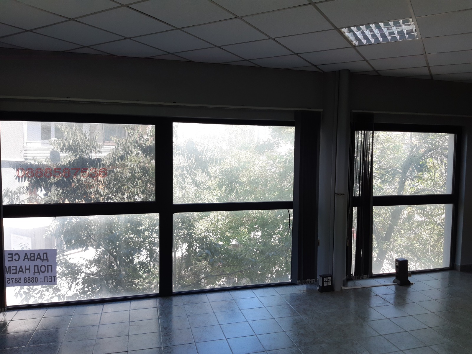 Дава под наем ОФИС, гр. Шумен, Център, снимка 3 - Офиси - 53628541