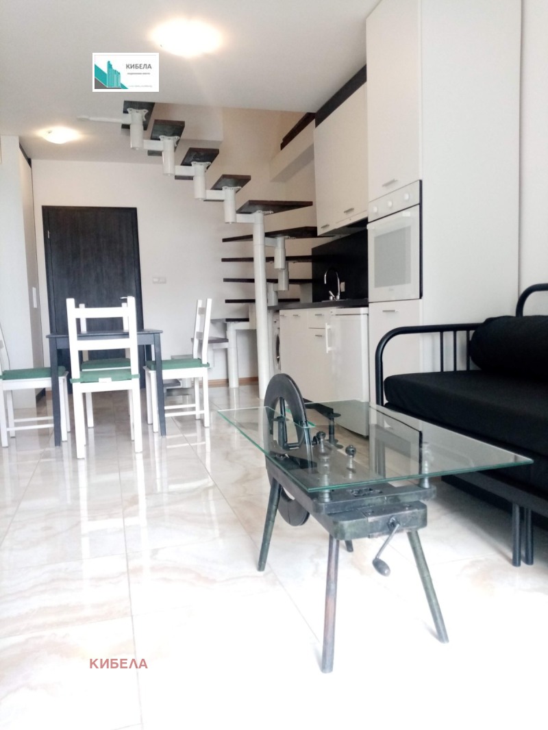 De inchiriat  1 dormitor Sofia , Studentsci grad , 75 mp | 60474184