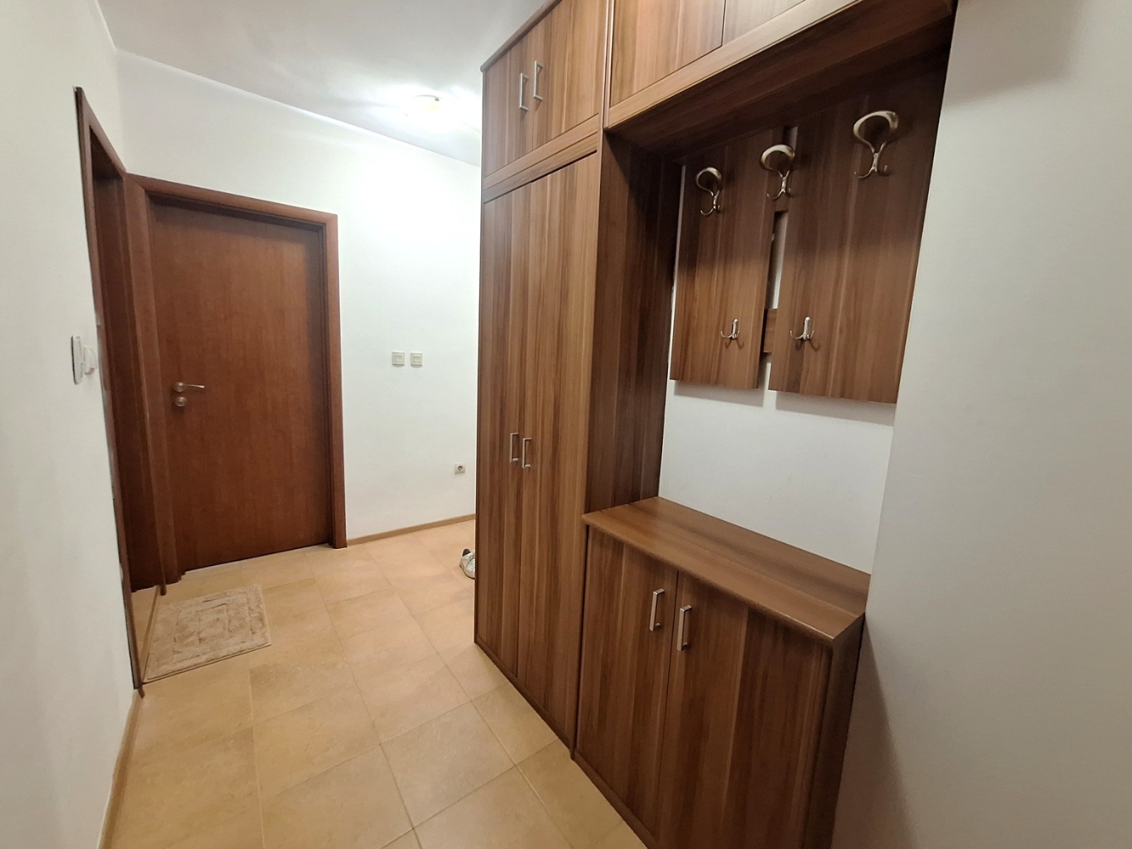 Дава под наем 3-СТАЕН, гр. София, Бъкстон, снимка 12 - Апартаменти - 55977556