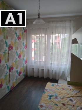 3-стаен град София, Студентски град 6