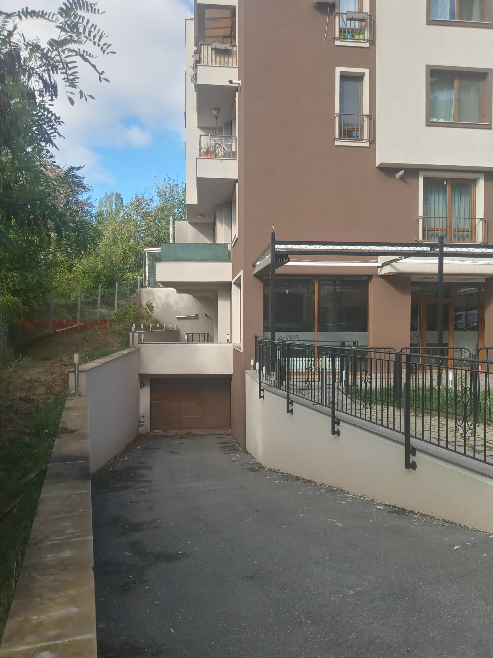 Дава под наем ГАРАЖ, ПАРКОМЯСТО, гр. София, Карпузица, снимка 2 - Гаражи и паркоместа - 54734363