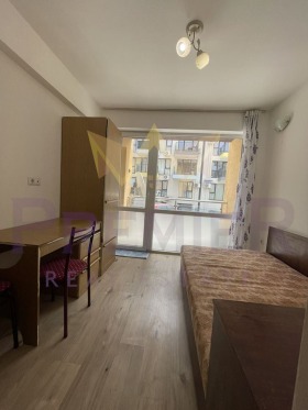 1 sypialnia Kajsiewa gradina, Warna 8