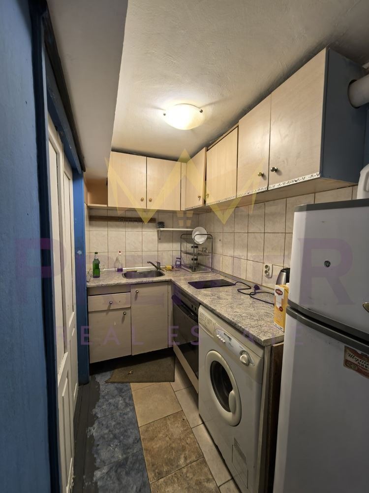 Под наем 1-СТАЕН, град Варна, Погреби • 282 € / 551.54 лв. • 87868186 1