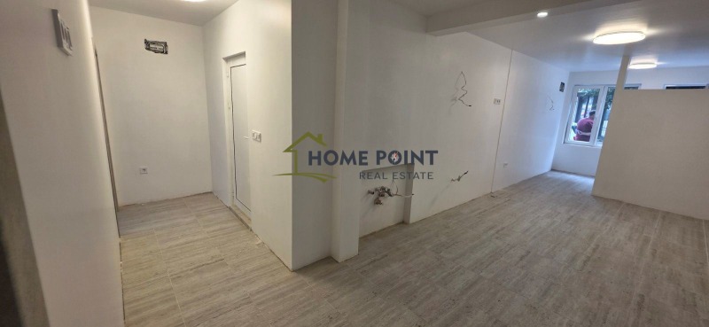 Под наем ОФИС, град Варна, Лятно кино Тракия • 512 € / 1001.38 лв. • 13290407 1