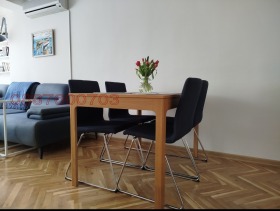 2 makuuhuonetta Tšajka, Varna