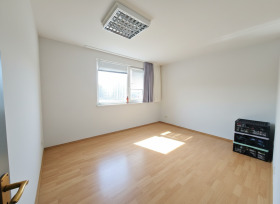 ���� ��� ���� 4-����� | Imot.bg � ����� ������ 10