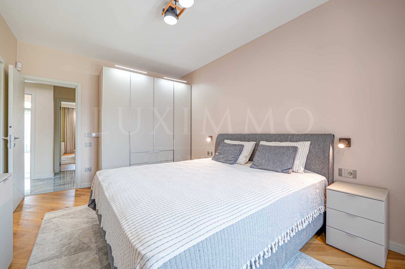 Дава под наем 3-СТАЕН, гр. София, Лозенец, снимка 6 - Апартаменти - 55036417