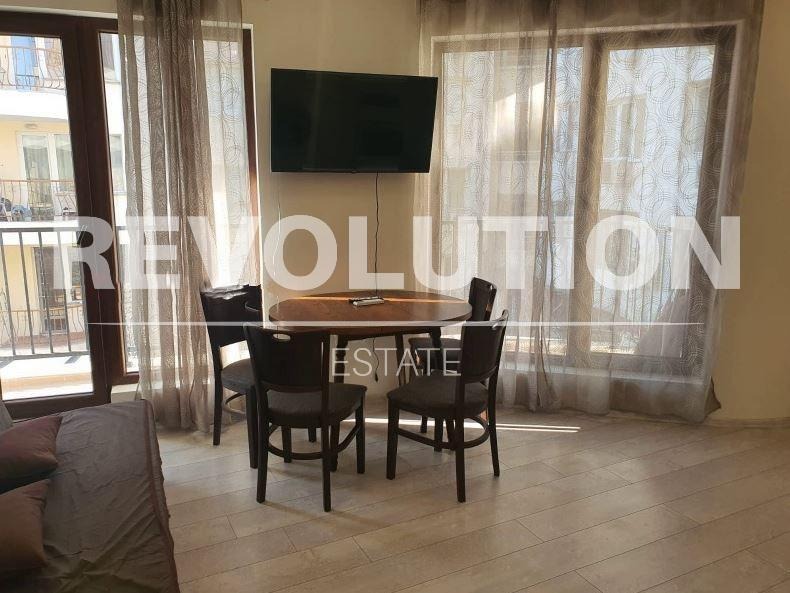 Дава под наем 3-СТАЕН, гр. Варна, Център, снимка 3 - Апартаменти - 52839243