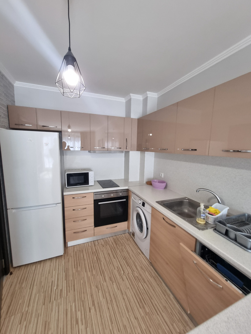Do wynajęcia  1 sypialnia Plowdiw , Mladeżki Chalm , 68 mkw | 96103472 - obraz [4]