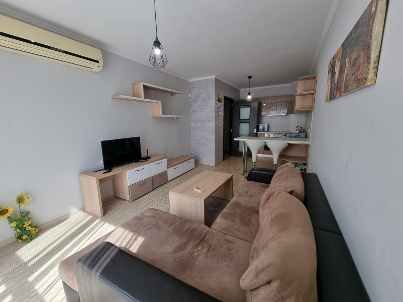Do wynajęcia  1 sypialnia Plowdiw , Mladeżki Chalm , 68 mkw | 96103472 - obraz [3]