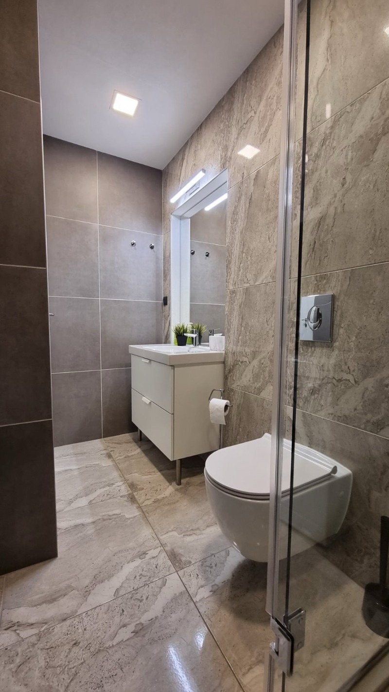 Дава под наем  3-стаен град Русе , Център , 85 кв.м | 52603800 - изображение [8]