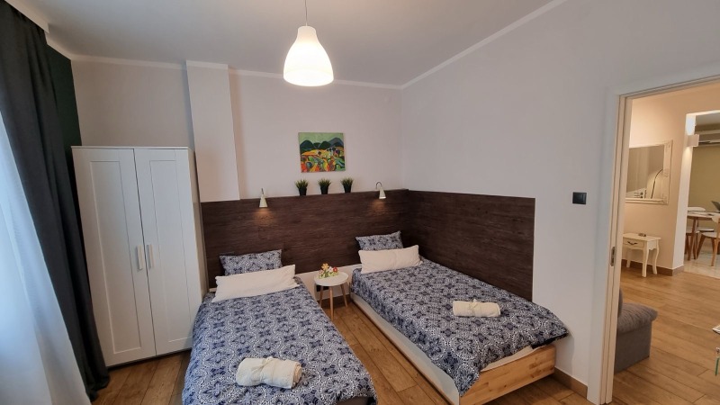Дава под наем  3-стаен град Русе , Център , 85 кв.м | 52603800 - изображение [7]